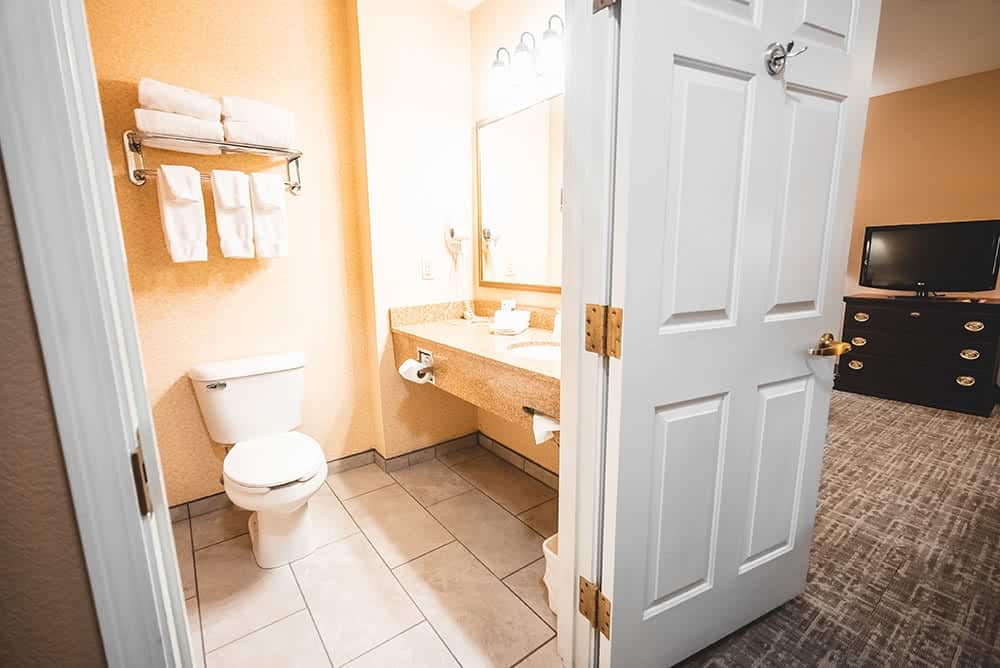 Executive King Suite Bathroom